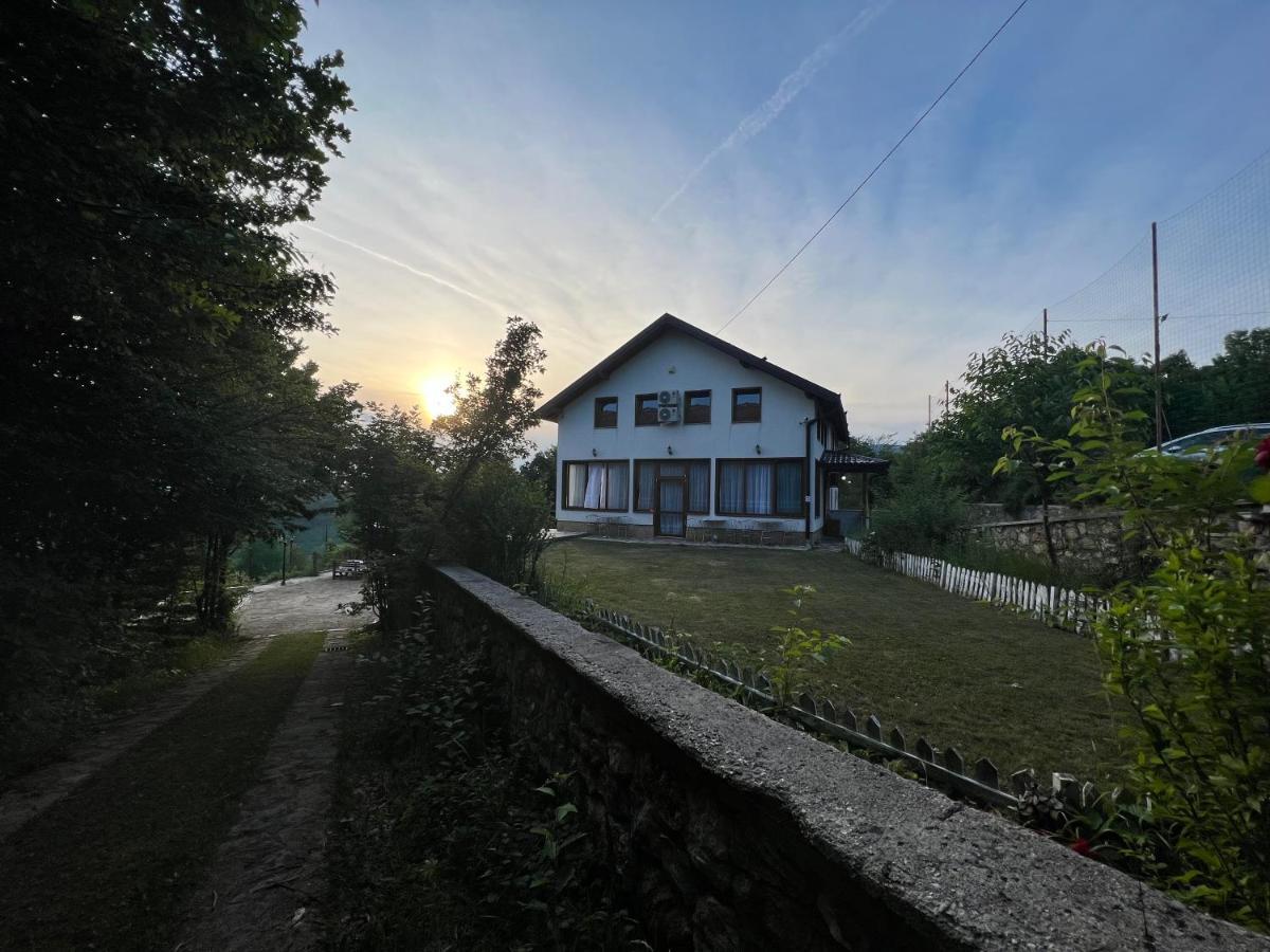 Villa White Dove Sarajevo Ngoại thất bức ảnh